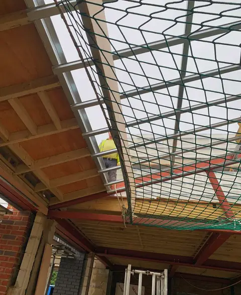 Steel frame and glazing panel in a roof structure, London project